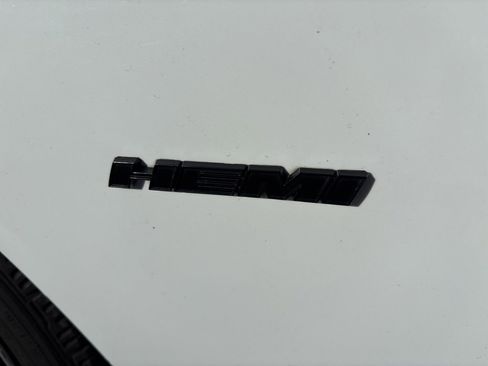 Used 2020 Dodge Challenger R/T image 3