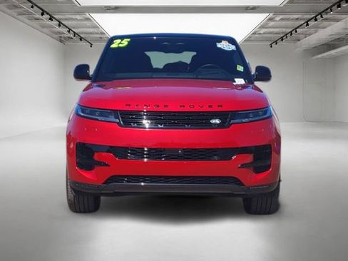 Used 2025 Land Rover Range Rover Sport SE AWD/4WD image 9