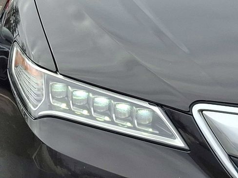 Used 2017 Acura TLX w/ Technology Package image 28