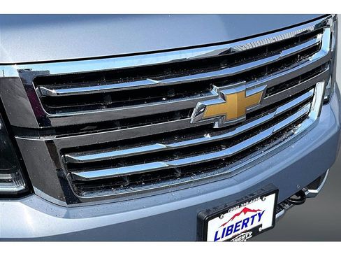 Used 2016 Chevrolet Suburban LT AWD/4WD image 27