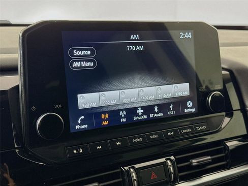 Used 2023 Nissan Pathfinder SL w/ SL Premium Package FWD image 9