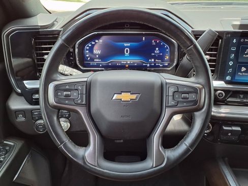 Used 2025 Chevrolet Silverado 3500 High Country w/ Technology Package AWD/4WD image 22