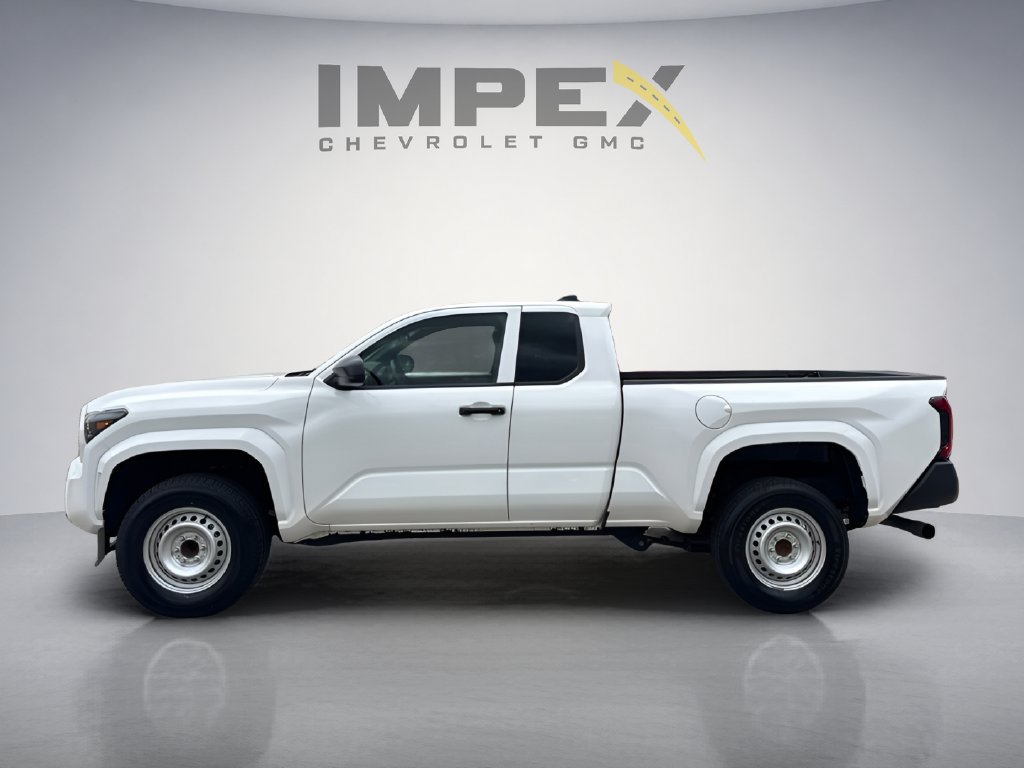 Used 2025 Toyota Tacoma SR RWD image 2