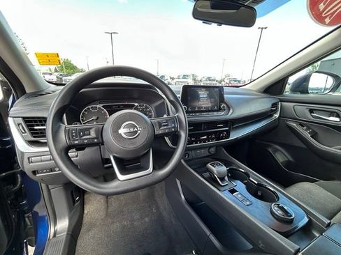Used 2024 Nissan Rogue SV AWD/4WD image 20