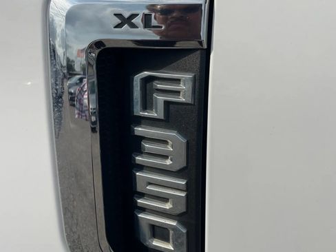 Used 2019 Ford F350 XL w/ Power Equipment Group AWD/4WD image 20