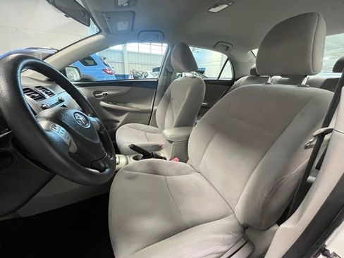 Used 2011 Toyota Corolla LE FWD image 21