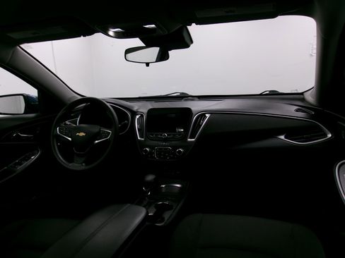 Certified 2024 Chevrolet Malibu LT image 3