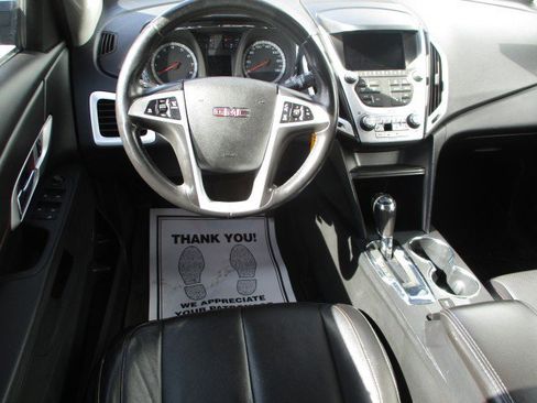 Used 2017 GMC Terrain SLT w/ Open Road Package AWD/4WD image 10