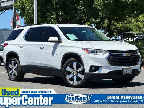 Used 2021 Chevrolet Traverse LT w/ LT Premium Package AWD/4WD image 1
