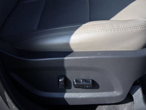 Used 2017 Hyundai Santa Fe Sport image 11