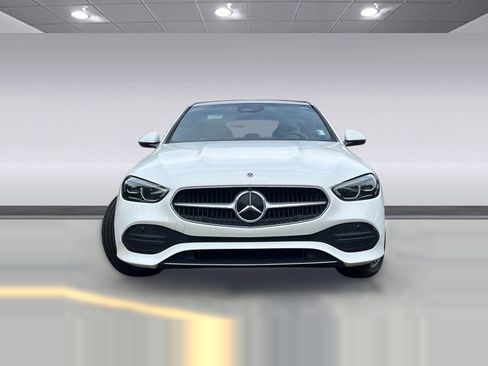Used 2023 Mercedes-Benz C 300 Sedan image 4