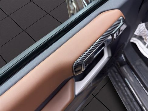 Used 2023 Ford Bronco Outer Banks image 12