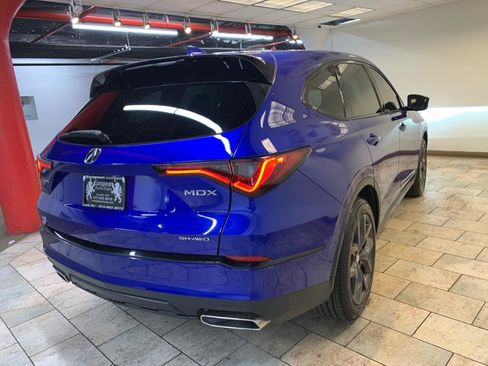 Used 2022 Acura MDX A-Spec image 10