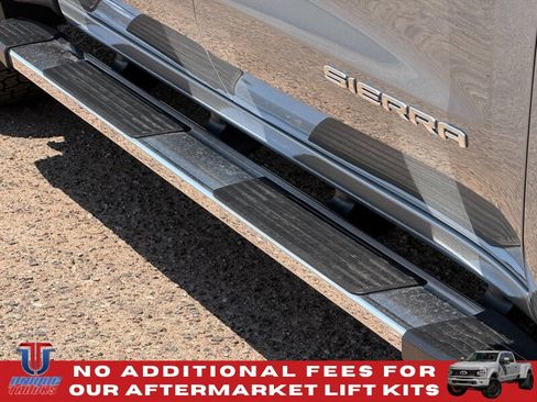 Used 2024 GMC Sierra 1500 SLT w/ SLT Premium Plus Package AWD/4WD image 6