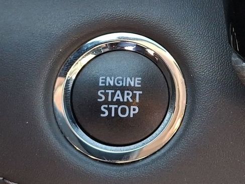 Used 2022 Toyota Highlander Platinum AWD/4WD image 24