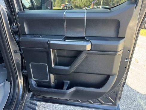 Used 2017 Ford F150 Lariat image 18