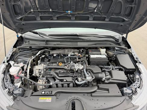 Used 2024 Toyota Corolla LE image 23