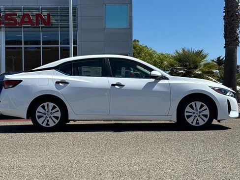 New 2025 Nissan Sentra S image 4