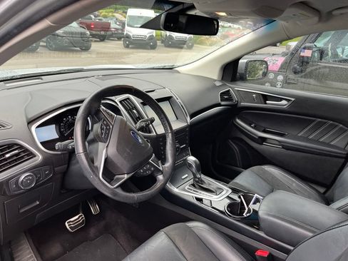 Used 2015 Ford Edge Sport w/ Equipment Group 401A FWD image 6
