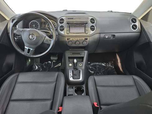 Used 2015 Volkswagen Tiguan SE FWD image 9