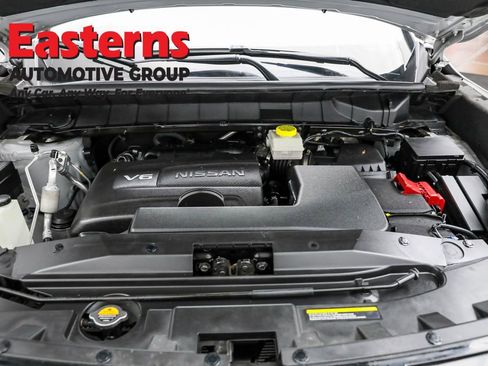 Used 2023 Nissan Pathfinder SL image 7