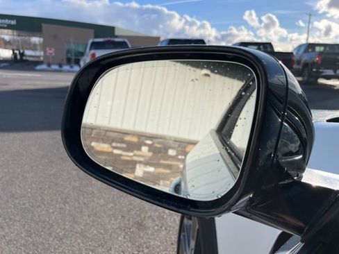 Used 2015 Volvo V60 T5 Cross Country Platinum w/ Protection Package image 24