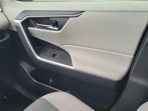 Certified 2025 Toyota RAV4 XLE AWD/4WD image 13