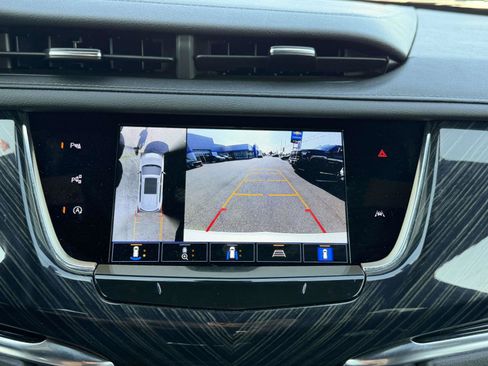 Certified 2023 Cadillac XT6 Premium Luxury w/ Technology Package AWD/4WD image 27