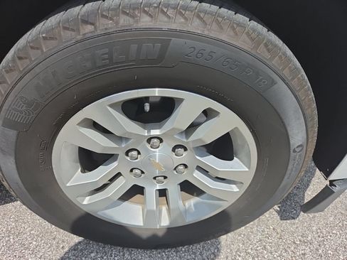 Used 2019 Chevrolet Tahoe LT RWD image 13