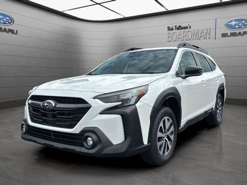 Used 2024 Subaru Outback Premium AWD/4WD image 11