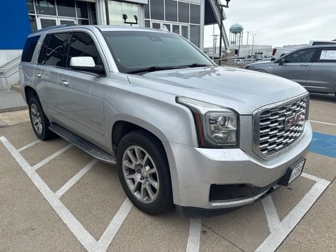 Used 2018 GMC Yukon Denali RWD image 6