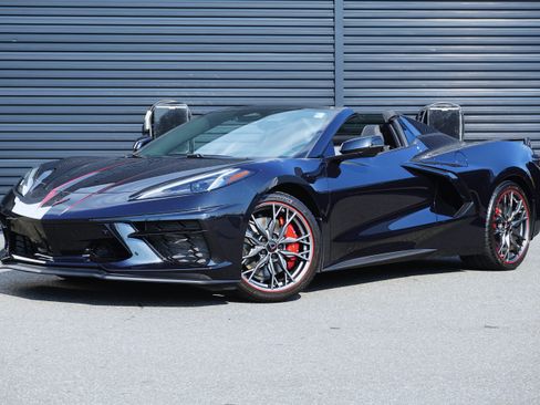 Used 2024 Chevrolet Corvette Stingray Preferred Conv w/ Z51 Performance Package RWD image 1