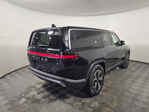 Used 2022 Rivian R1S Launch Edition image 5