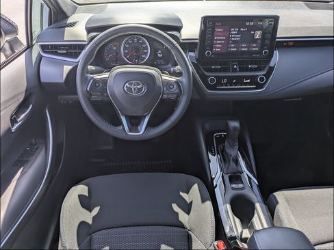 Used 2022 Toyota Corolla SE FWD image 16
