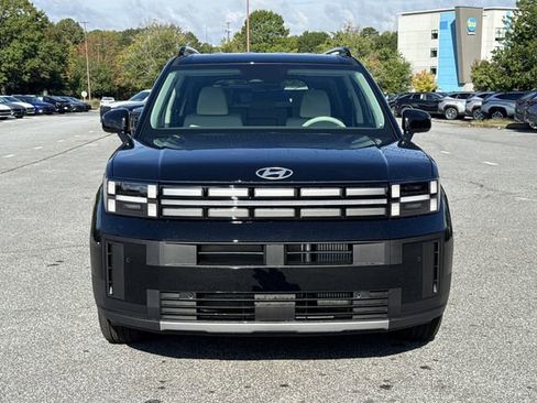 Used 2026 Hyundai Santa Fe SEL FWD image 2