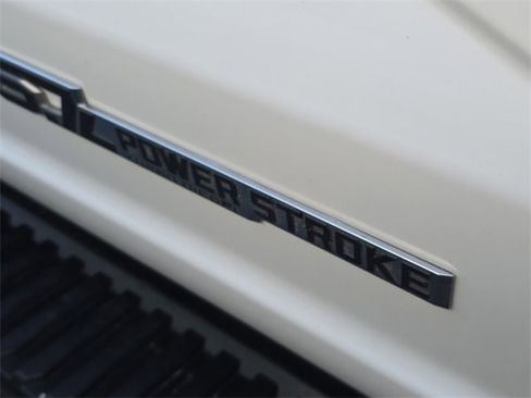 Used 2025 Ford F250 XLT image 7