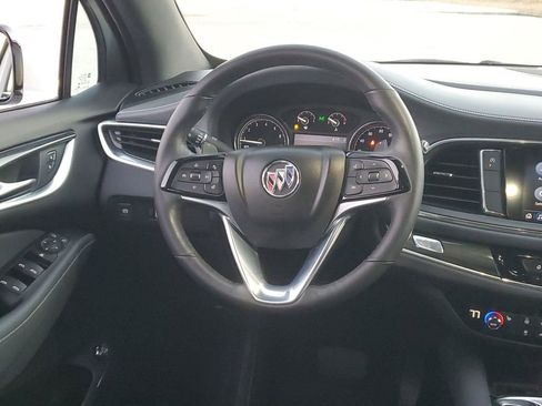 Used 2023 Buick Enclave Essence image 25