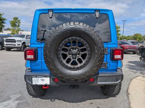 Certified 2021 Jeep Wrangler Unlimited Rubicon w/ Xtreme Recon 35" Tire Package AWD/4WD image 6