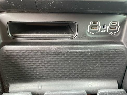 Used 2022 RAM 1500 Big Horn w/ Night Edition RWD image 20