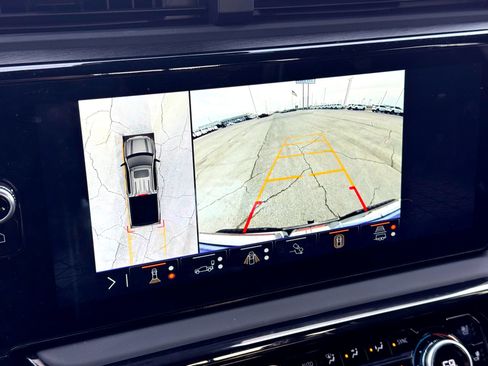 Used 2024 GMC Sierra 1500 AT4X image 36