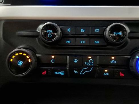 Used 2023 Ford F250 XLT w/ Black Appearance Package AWD/4WD image 69