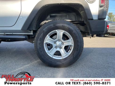 Used 2009 Jeep Wrangler Unlimited X image 18