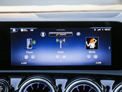 New 2025 Mercedes-Benz CLA 250 4MATIC image 14