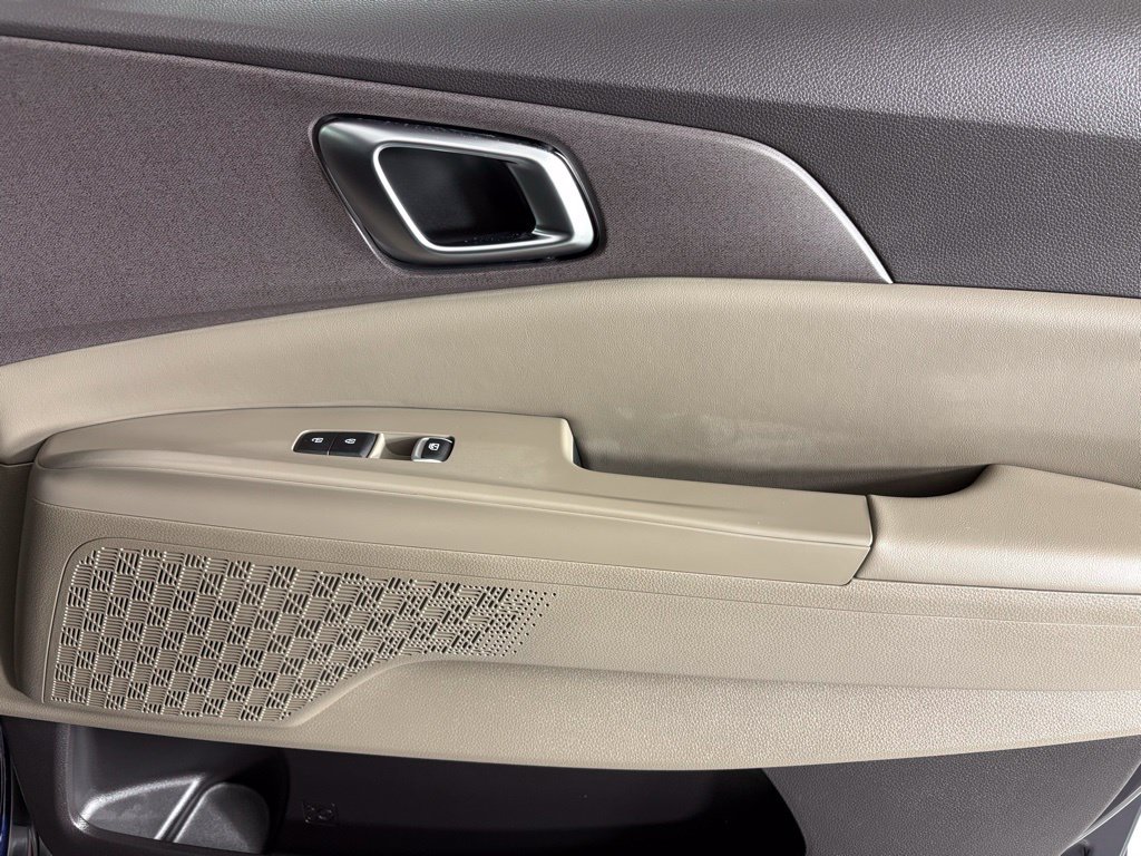 New 2026 Kia Carnival EX FWD image 12