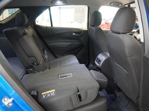 Used 2024 Chevrolet Equinox LT AWD/4WD image 34