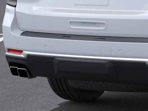 New 2026 Chevrolet Suburban High Country image 14