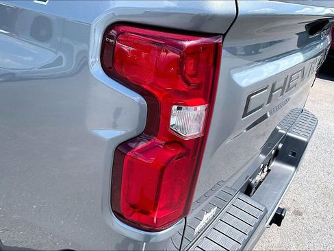 Used 2024 Chevrolet Silverado 1500 RST w/ Redline Edition AWD/4WD image 25