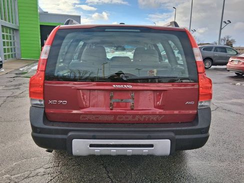 Used 2005 Volvo XC70 image 7