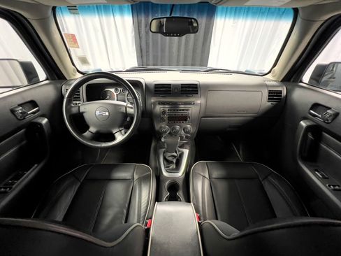 Used 2006 HUMMER H3 Luxury image 18