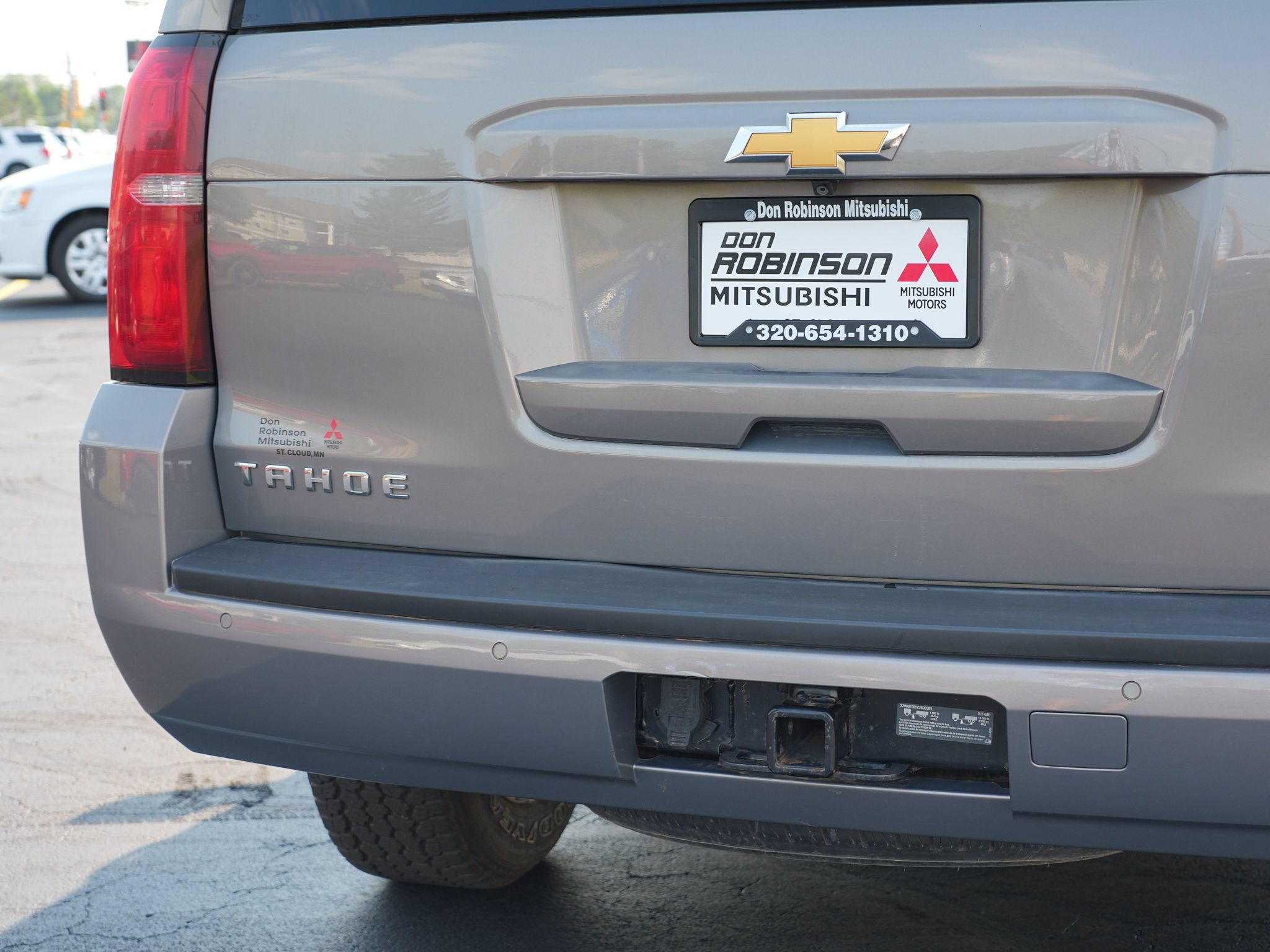 Used 2018 Chevrolet Tahoe LS w/ Skid Plate Package AWD/4WD image 11